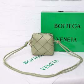 Picture of Bottega Veneta Handbags _SKUfw184068525fw